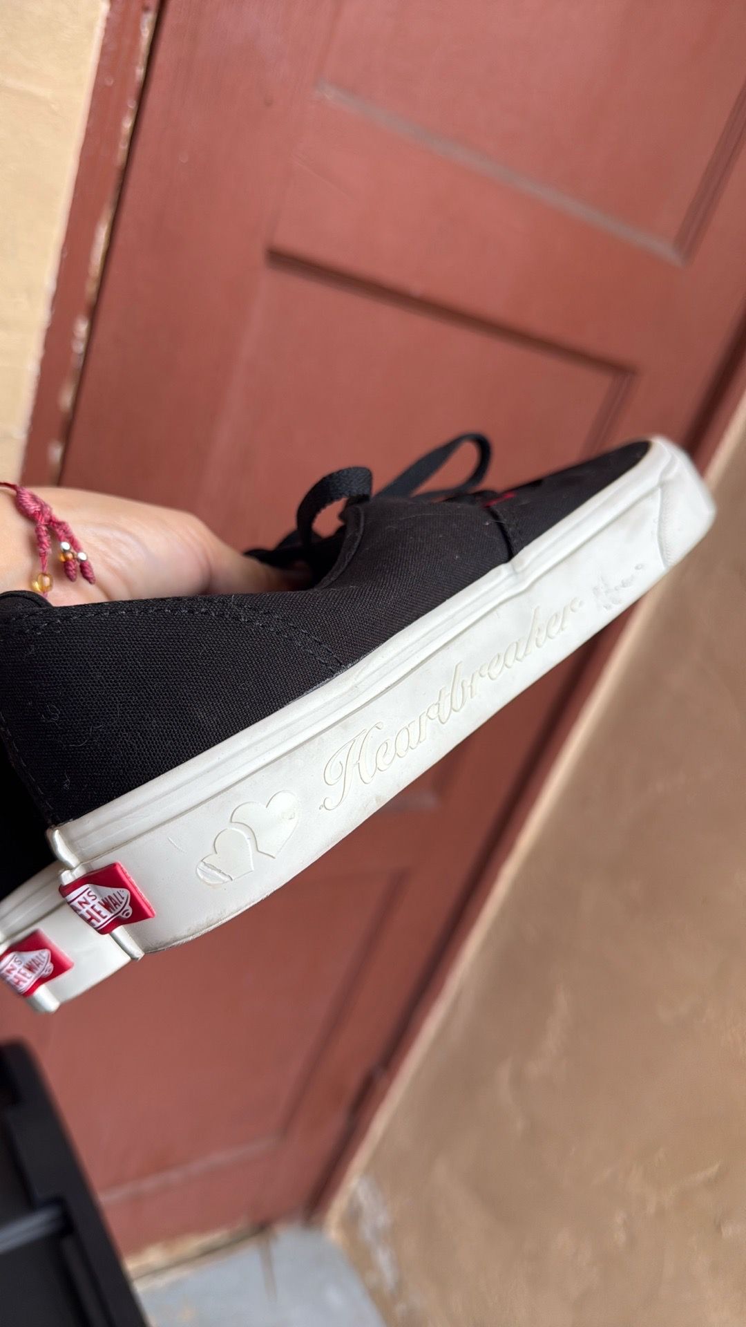 Men’s VANs “heartbreaker” size 11