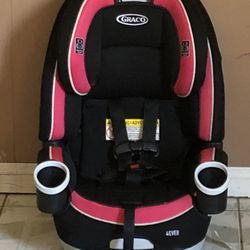 LIKE NEW GRACO 4EVER CONVERTIBLE CAR SEAT 4 IN 1