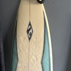 7’1 Surfboard