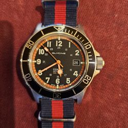 Glycine Swiss watch 
Combat Sub 42