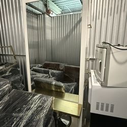 Set Of 2 Salon Styling Stations