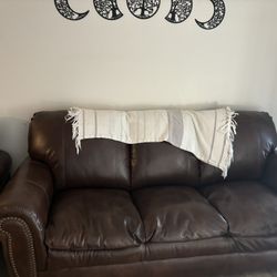 Good condition Leather couches ! 