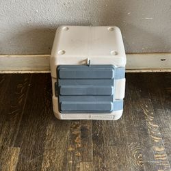 Pet Food Storage, 18 gal (Medium)