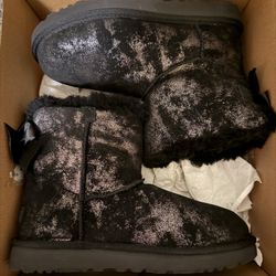 UGG Mini Bailey Bow Glimmer Faux Fur Lined Boot Black Size US 7 US