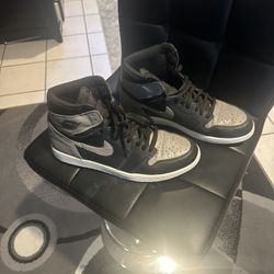 Jordan 1 Shadow