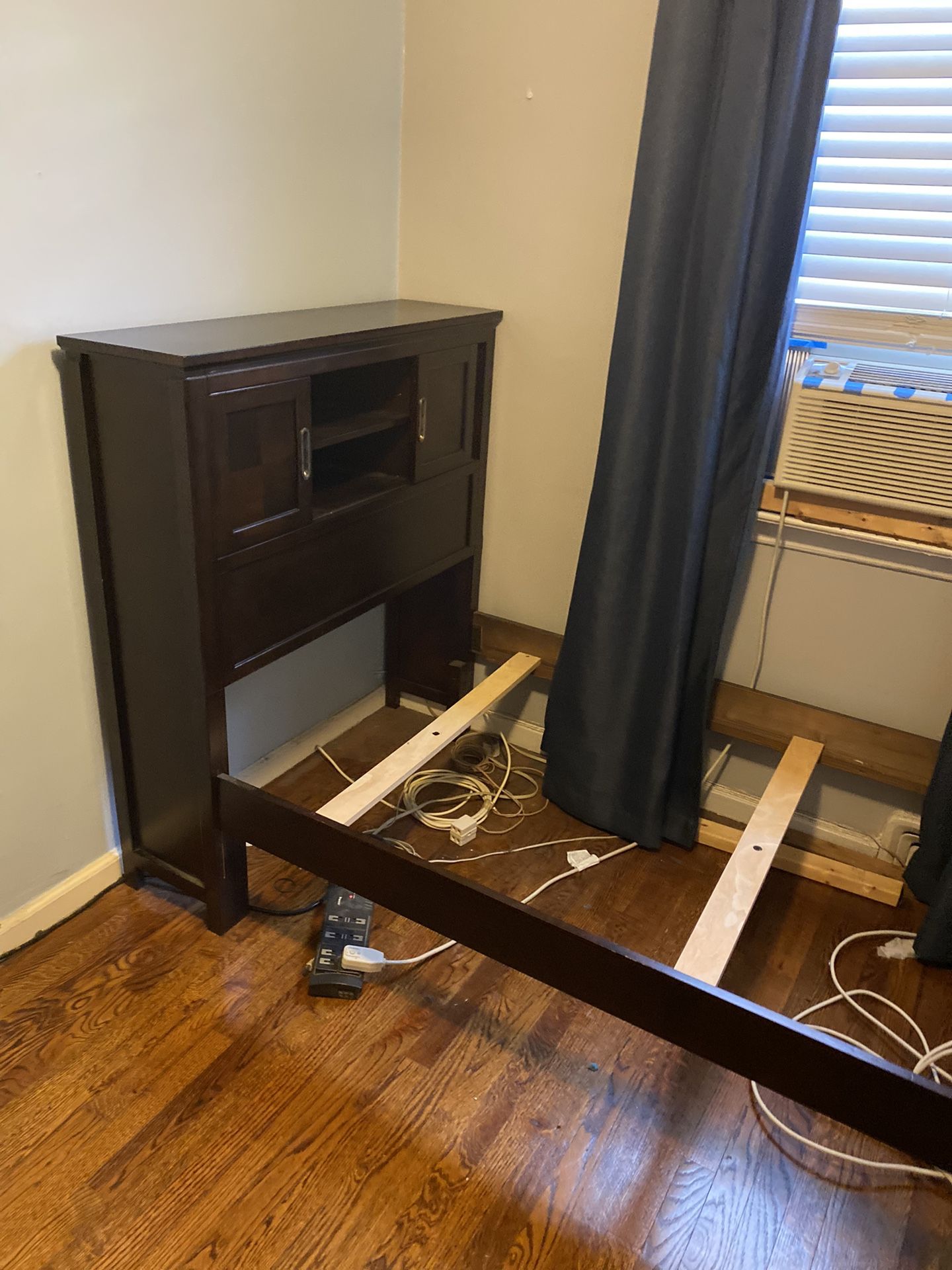 Expression Twin Size Bed With Headboard Shelves And Doors