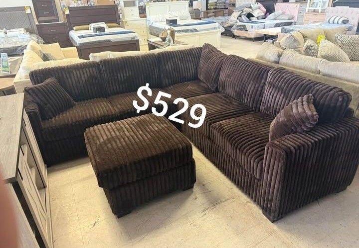 Elegant Fur-Like Jumbo Corduroy Sectional Sofa With Ottoman