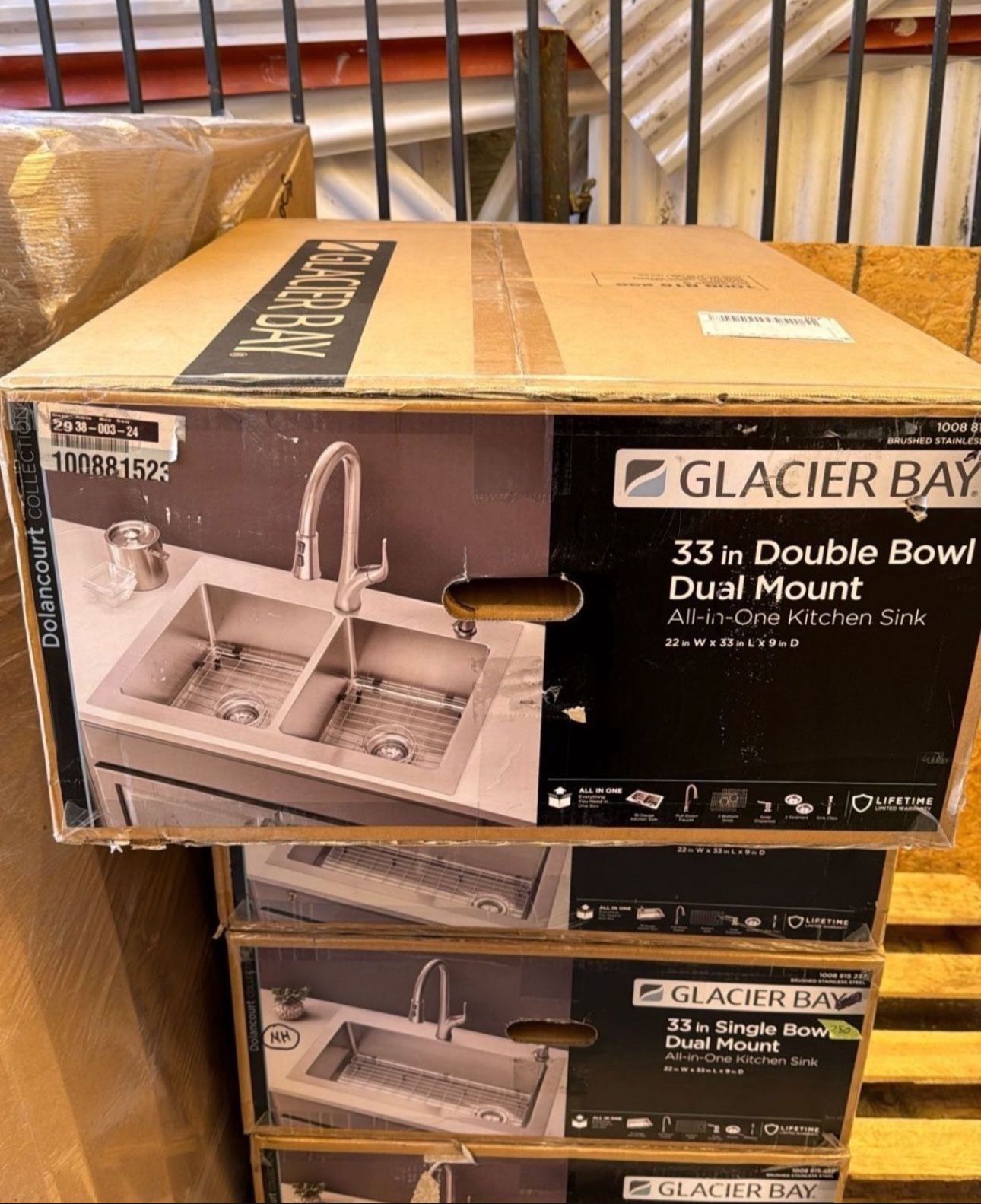 Sink with Faucet, 2 grids, soap dispenser, 2 strainer