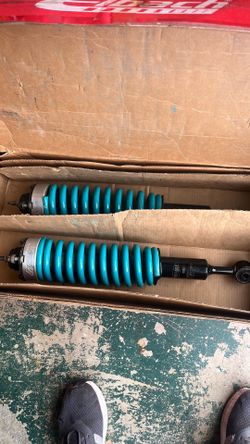Dobinsons GS59-700 coilovers
