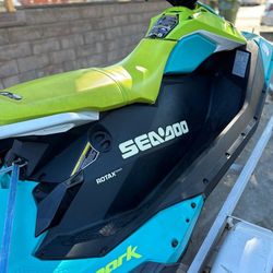 2022 Sea-Doo Spark 2 seats — Only 16 Hours