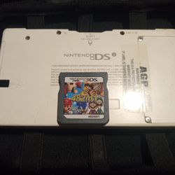 Nintendo DS  & 494 Games Bundle!