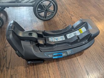 Nuna Stroller and Car Seat Bundle