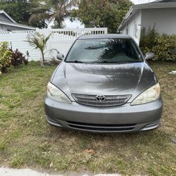 2003 Toyota Camry 