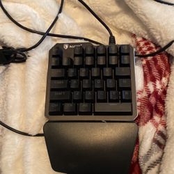 Sades Side Gaming Keyboard