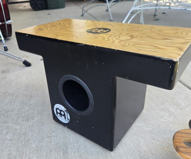 This instrument is a Meinl Slap-Top Cajon (Box)