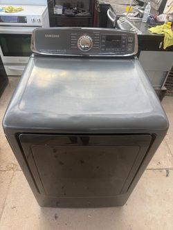 GAS Samsung dryer 110v - 7.4 CUFT / Clean and working good