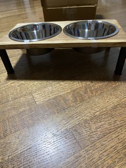 Brand New Set Dog Elevated Large Double Diners