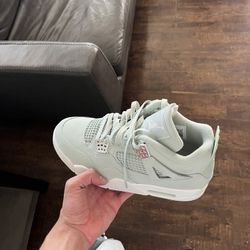 Jordan 4 Seafoam Green 