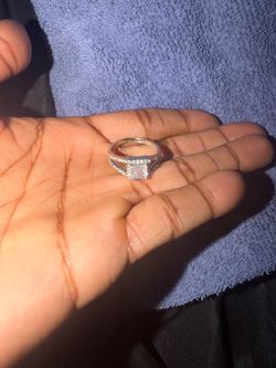 Dimand ring