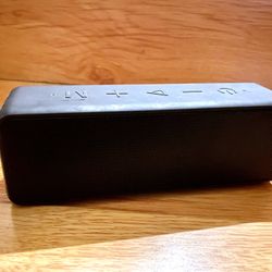 Bluetooth portable speaker