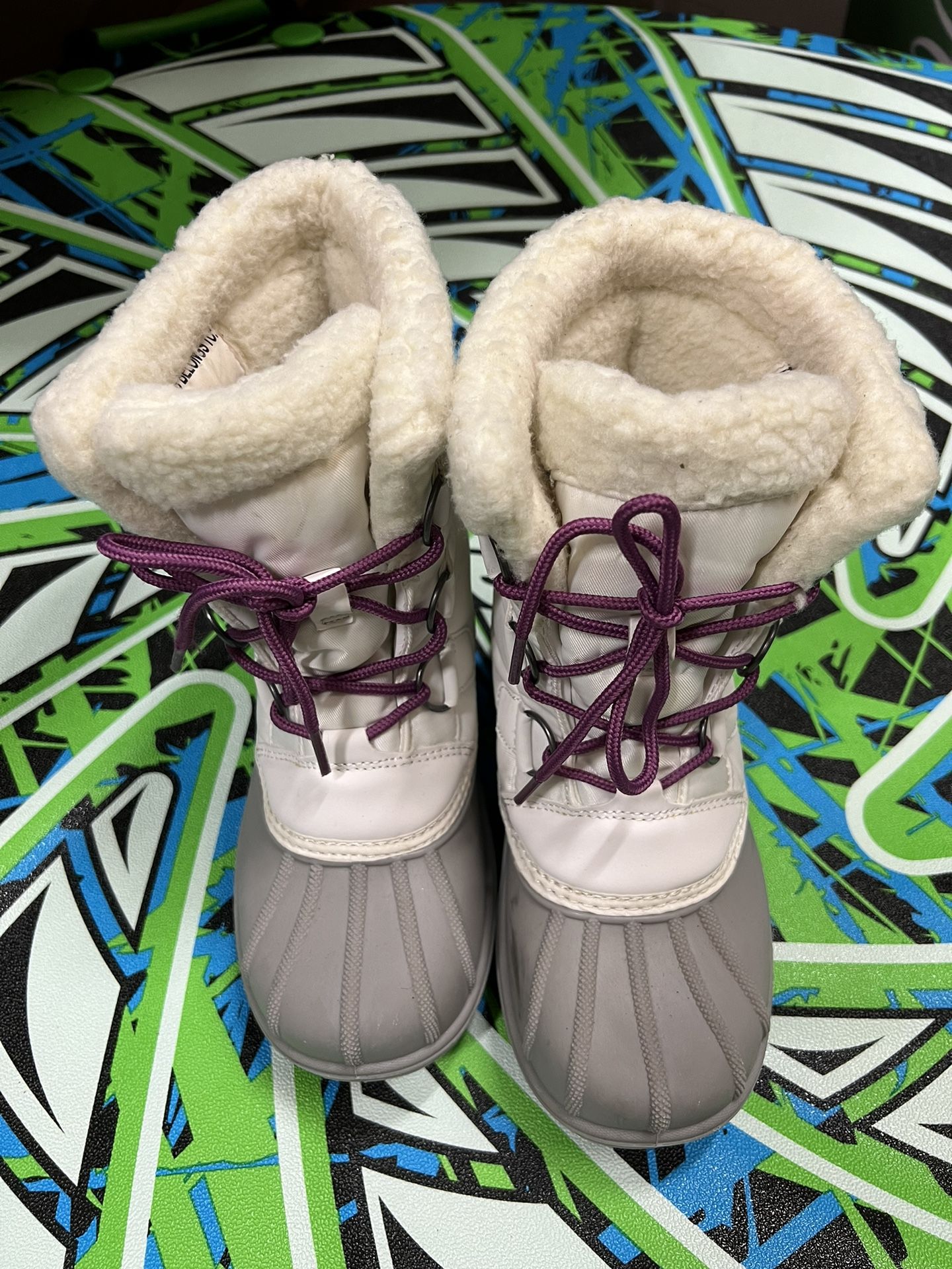 Winter / snow Boots 1Y