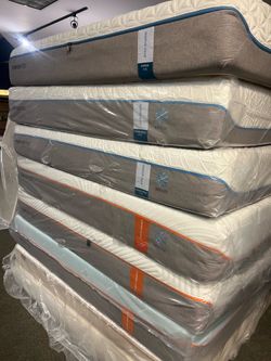 🔥Tempur king size mattresses $699🔥