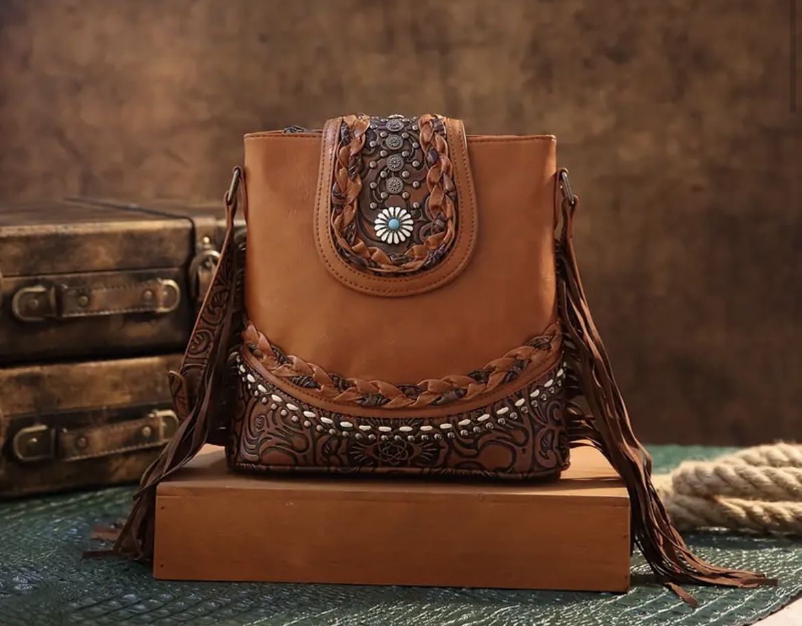 New Western Fringe Crossbody Bag/Purse. 