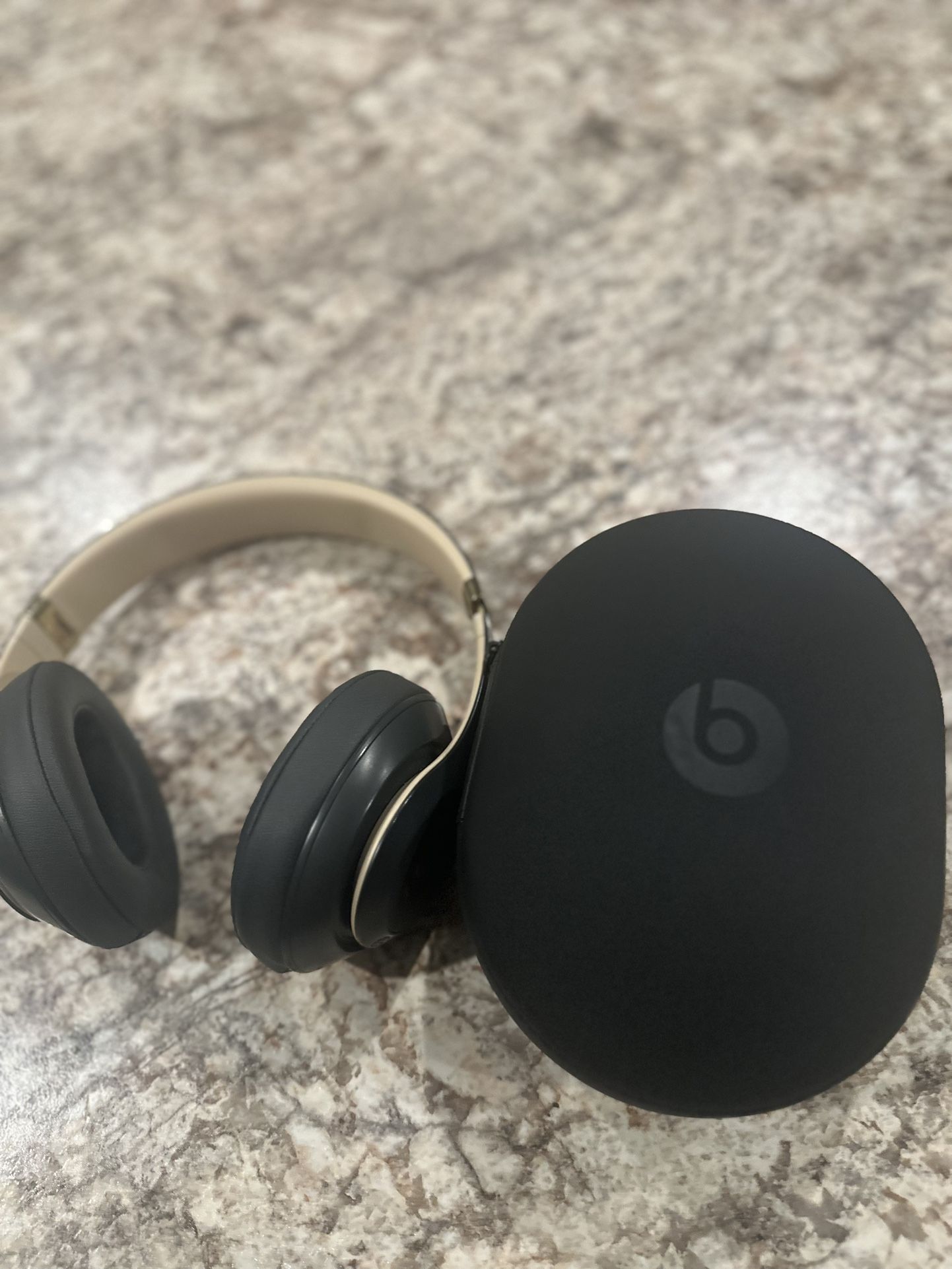 Studio 3 Beats