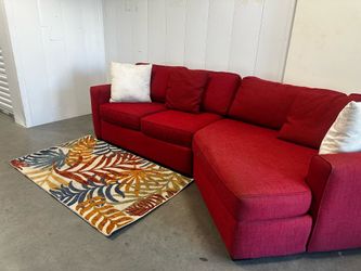 RED SECTIONAL COUCH W/ FREE DELIVERY
