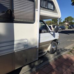 1998 E450 FORD Gulfstream ultra