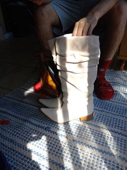CHINESE LAUNDRY BOOTS FOR SALE!!