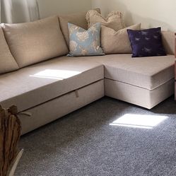 L Shape Sleeper Sofa! Some Assembly Required.