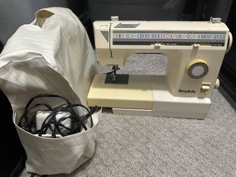 Simplicity 4700 Sewing Machine