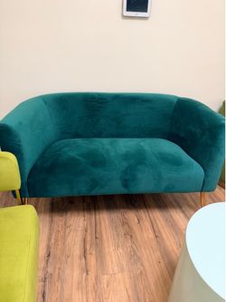 Green Velvet Love Seat