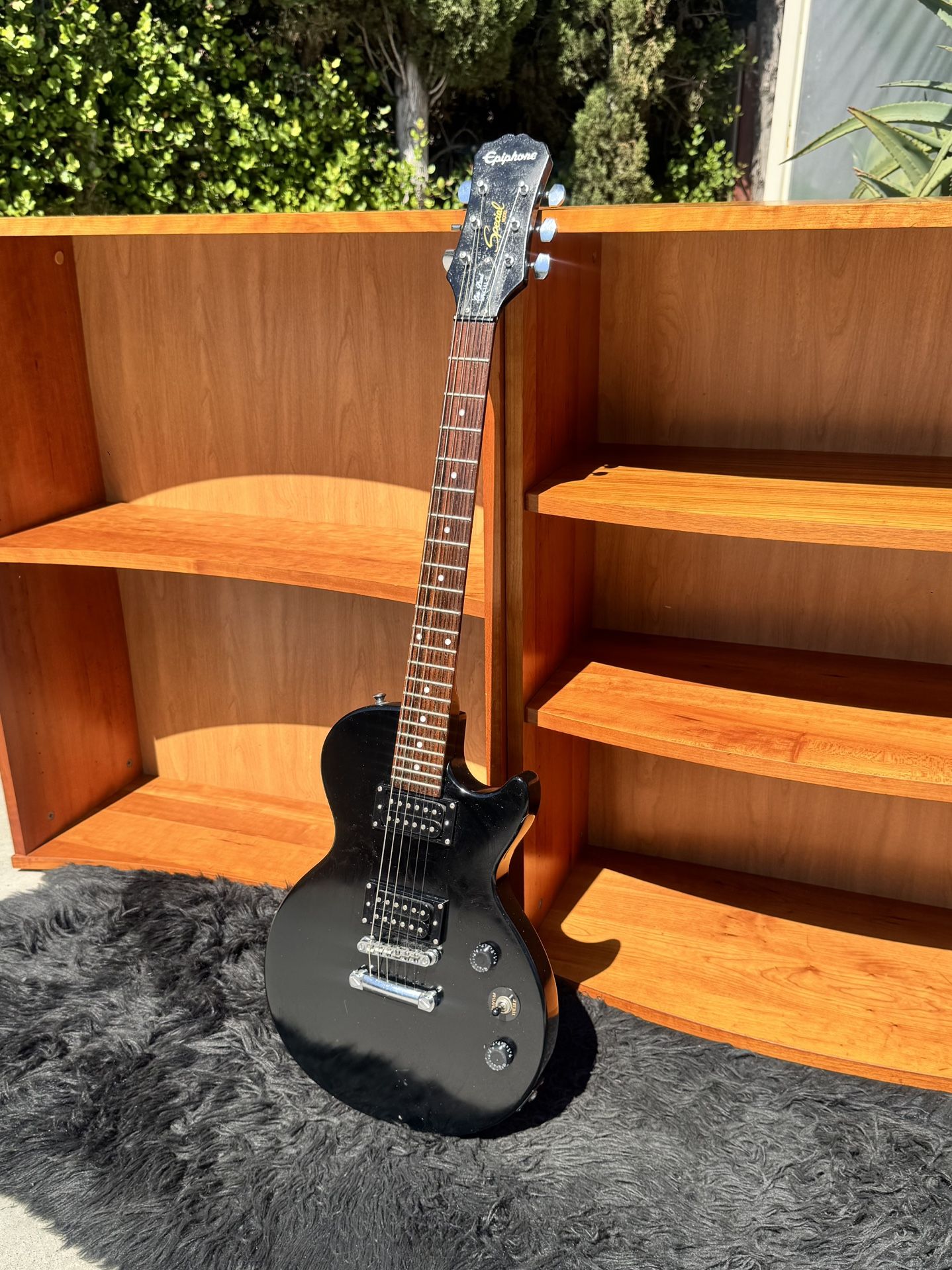 Epiphone Les Paul Special-II Black Electric 6 String Guitar