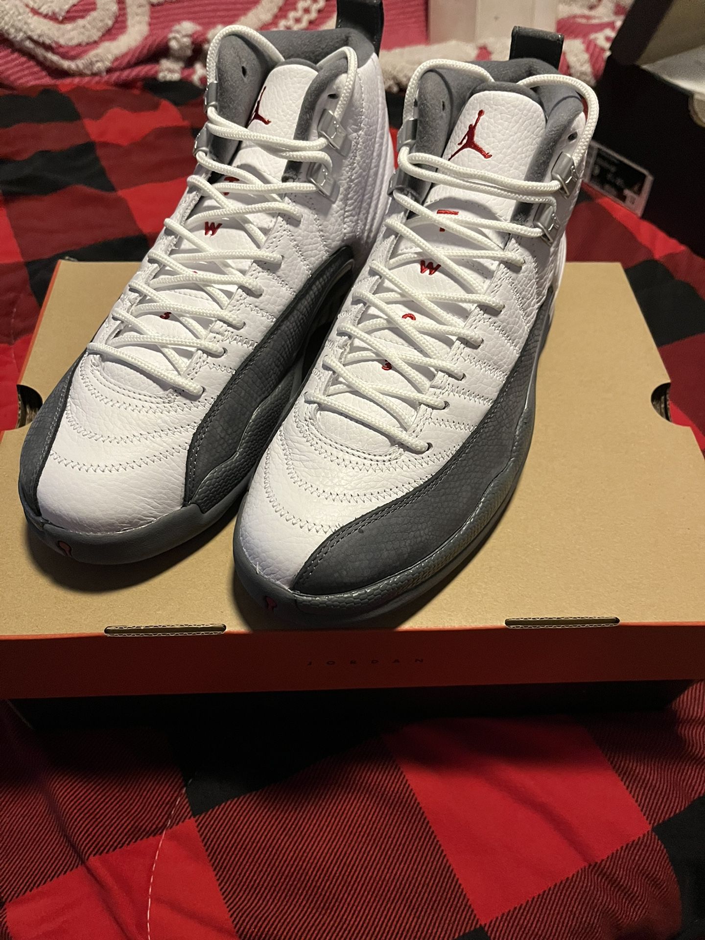 Air Jordan 12 Retro/ White Gym Red Dark Grey
