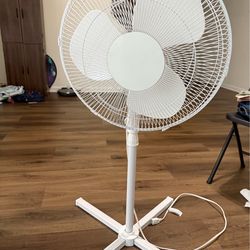Adjustable fan