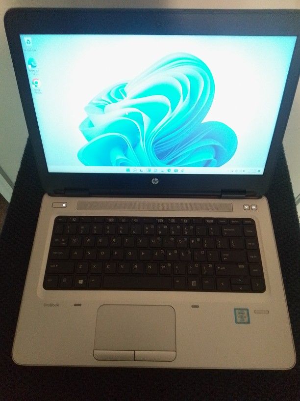 HP Laptop ProBook Core I5 4gb Ram 500 GB Hd 14 Inch In Great Condition No Issues 