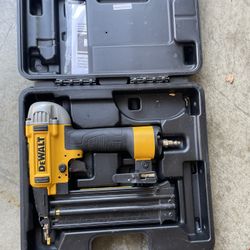 Dewalt Nailgun 