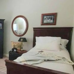 New Solid Cherry Oak Trundle Bed & Bedroom Suit 