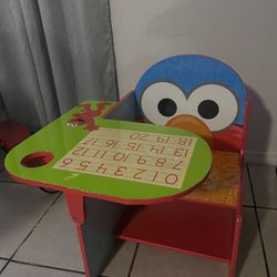 Elmo Kids Desk 