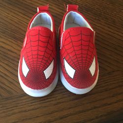 Like new baby spiderman shoes size 5.5