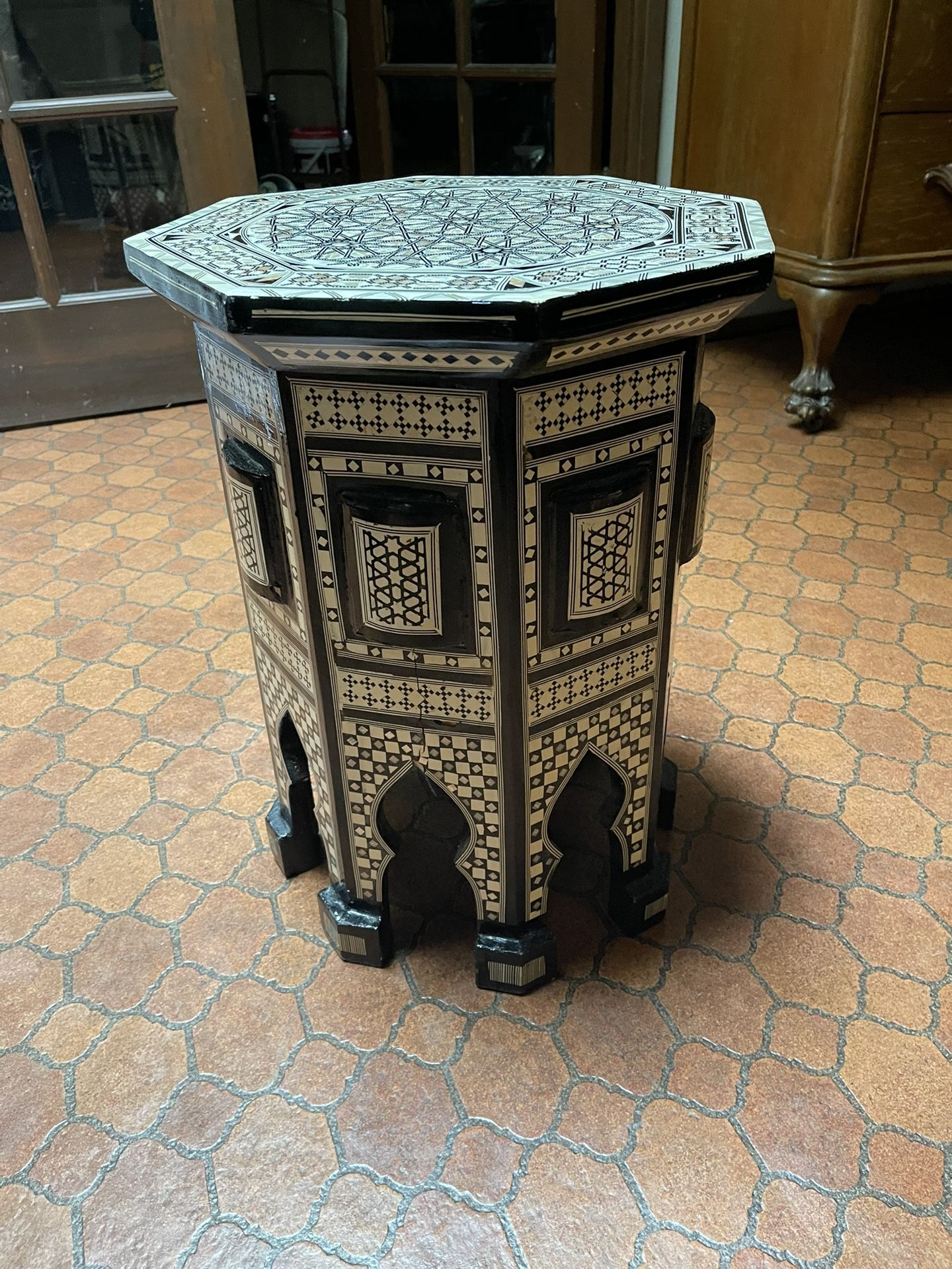 MUST SELL—Moroccan Mother Of Pearl Inlayed Traditional Table