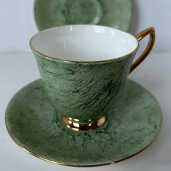 Vintage Royal Gossamer Bone China Green Tea Cup And Saucer Set (10 Cups 12 Saucers)