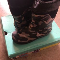 Rain Boots 