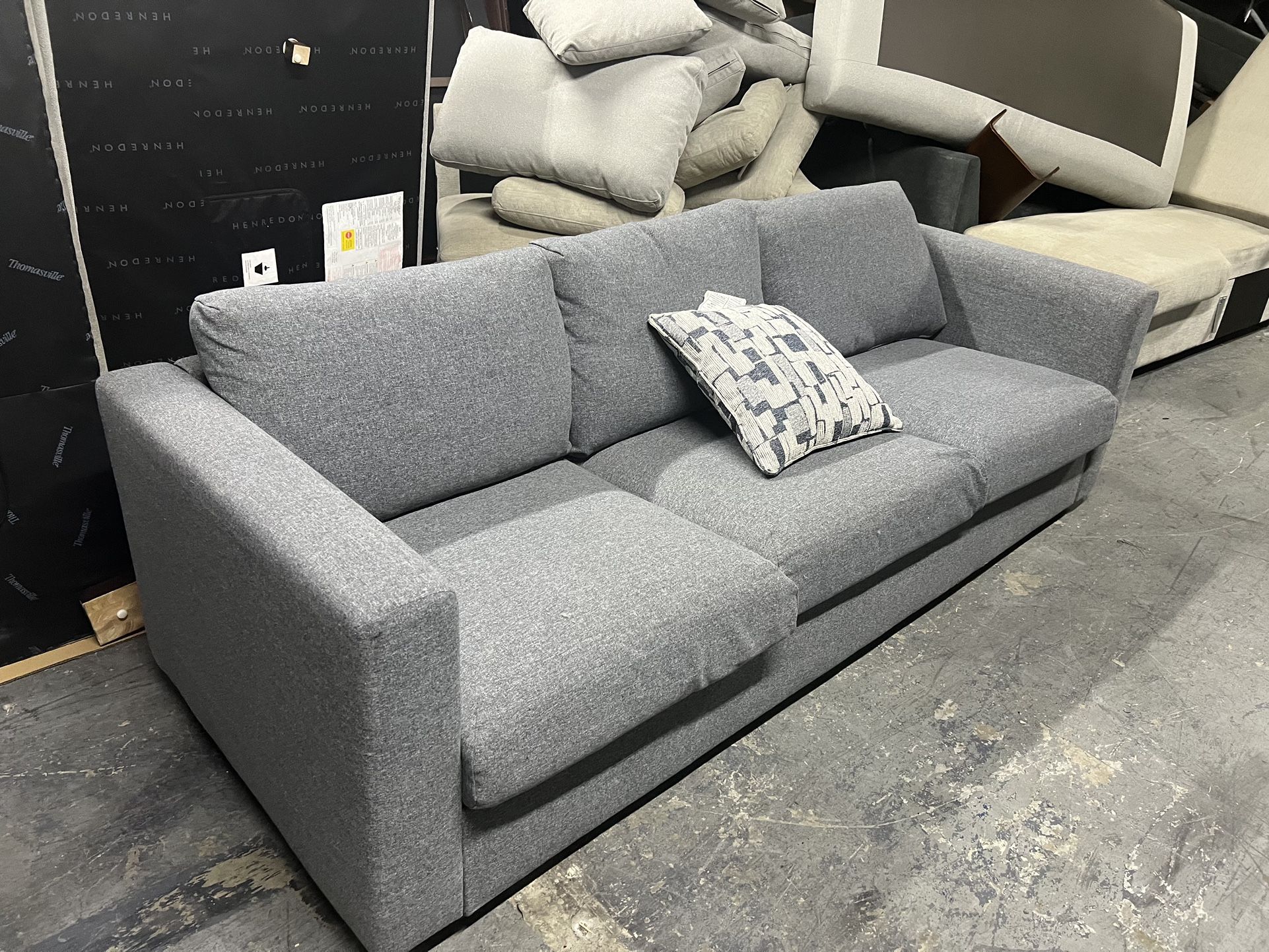COUCH SOFA