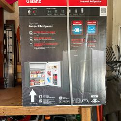 Mini Fridge 