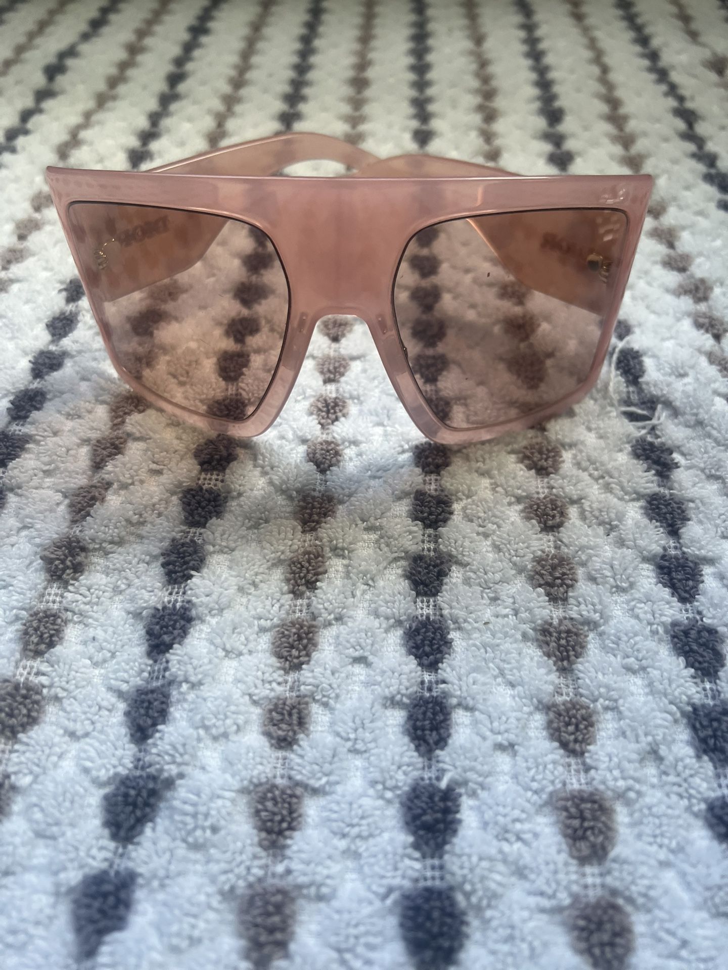 Christian Dior DiorSoLight1