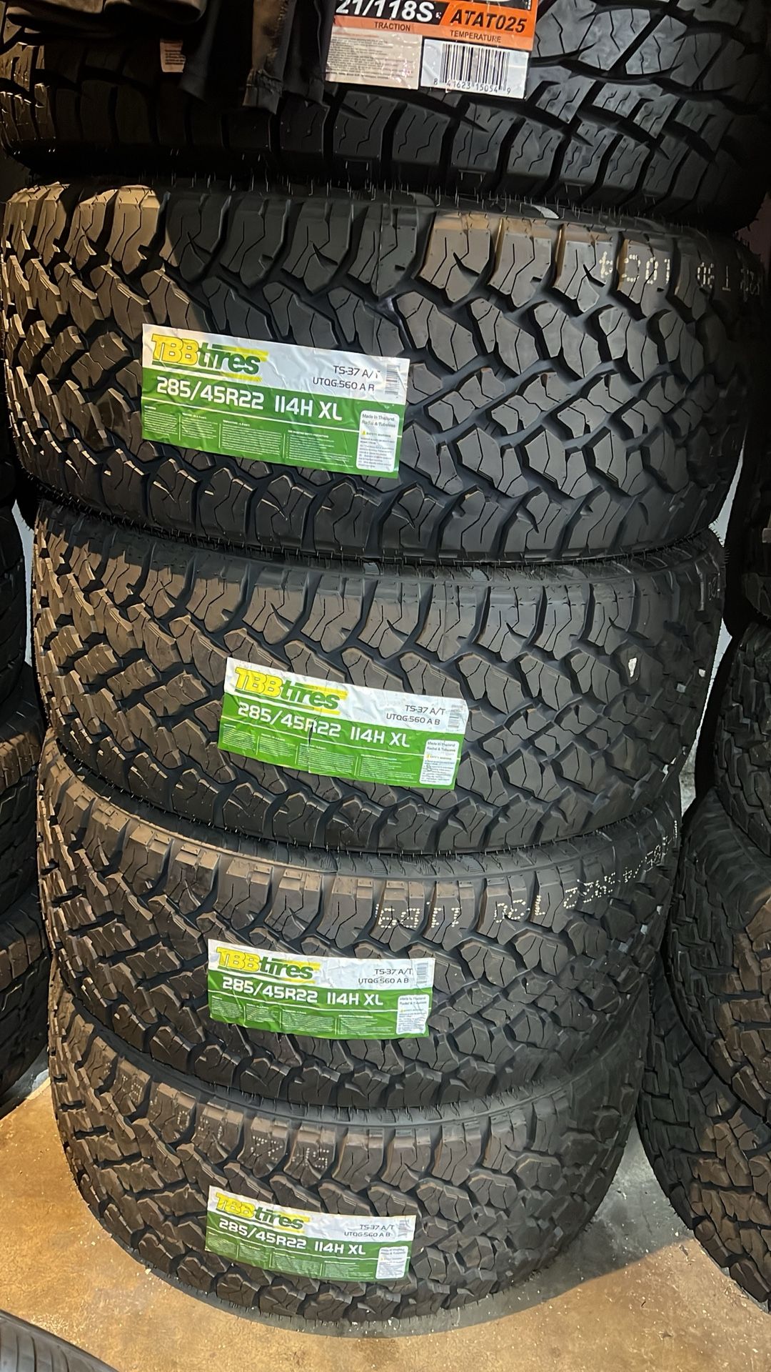 New Tires 285/45/22 Set Of 4 Tbb Installed And Balanced Set De 4 Llantas Nuevas Instaladas Y Balanceadas