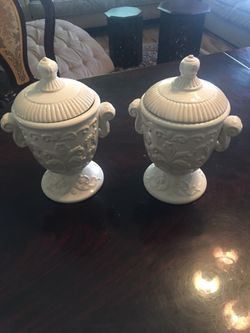 Artistic canisters